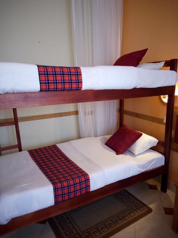 J Residence Motel Εντέμπε Εξωτερικό φωτογραφία